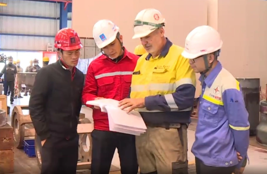Giấy phép lao động cho người nước ngoài có được gia hạn không? Nếu có, trình tự và thủ tục diễn ra như thế nào?